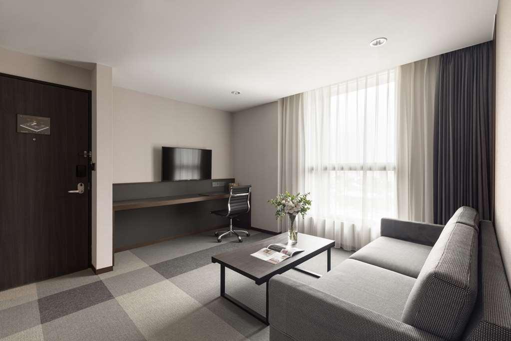 Lakeshore Hotel Ταϊνάν Δωμάτιο φωτογραφία